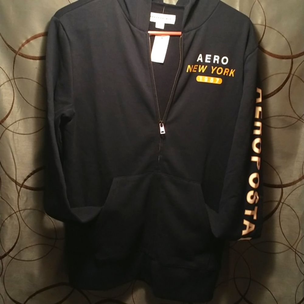 🛍️ Aeropostale XS black zip up hoodie